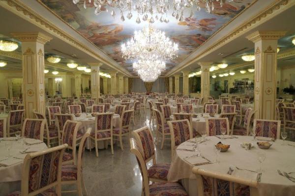 Hotel Alexander Palace Abano Terme Buitenkant foto