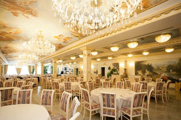 Hotel Alexander Palace Abano Terme Buitenkant foto