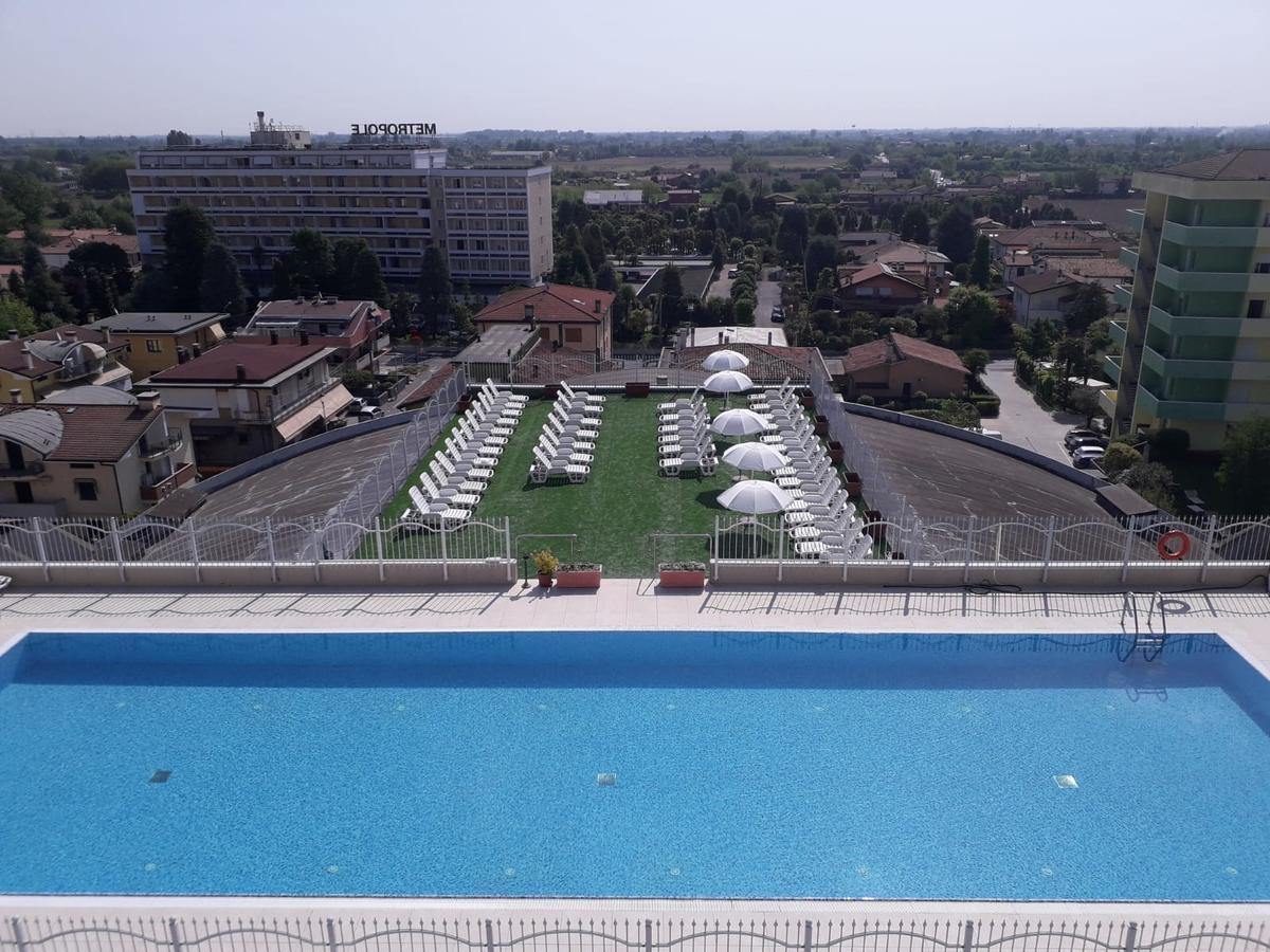 Hotel Alexander Palace Abano Terme Buitenkant foto