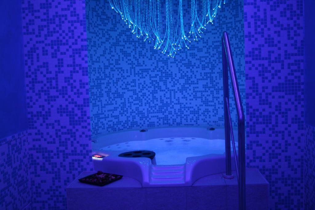 Hotel Alexander Palace Abano Terme Buitenkant foto