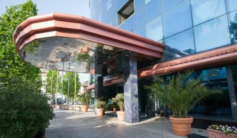 Hotel Alexander Palace Abano Terme Buitenkant foto